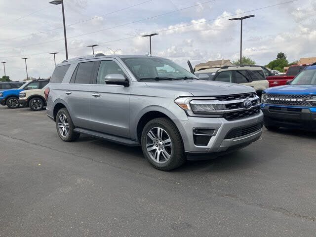 2024 FORD Expedition