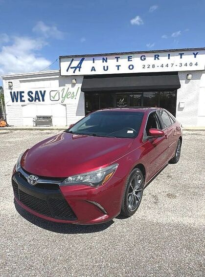 2016 TOYOTA Camry