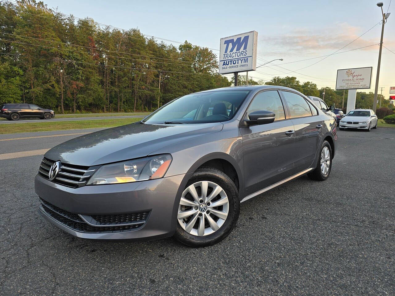 2014 VOLKSWAGEN Passat