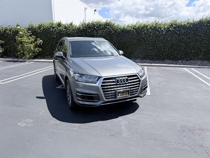 2018 AUDI Q7