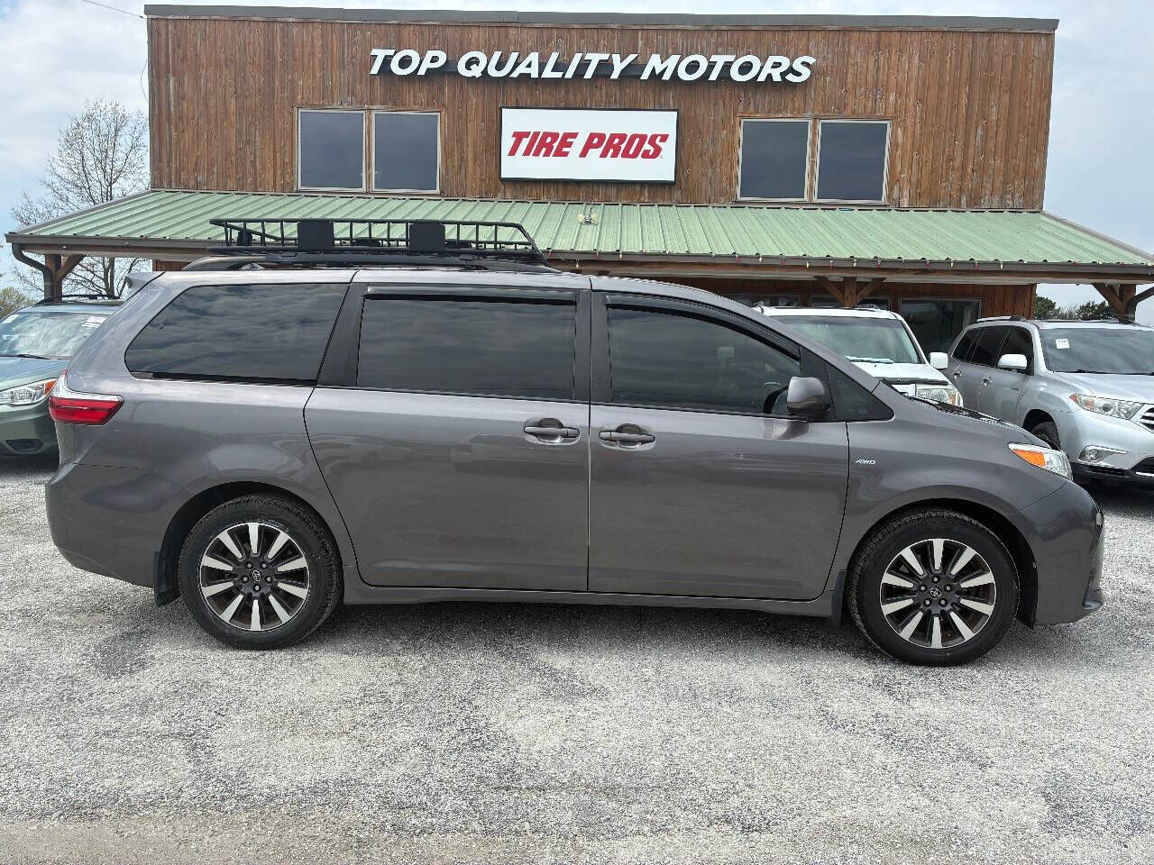 2018 TOYOTA Sienna