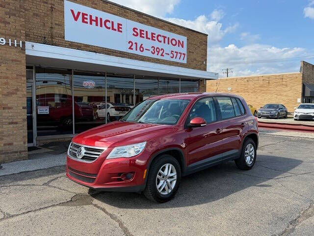 2011 VOLKSWAGEN Tiguan