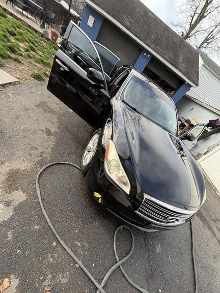 2012 INFINITI M37