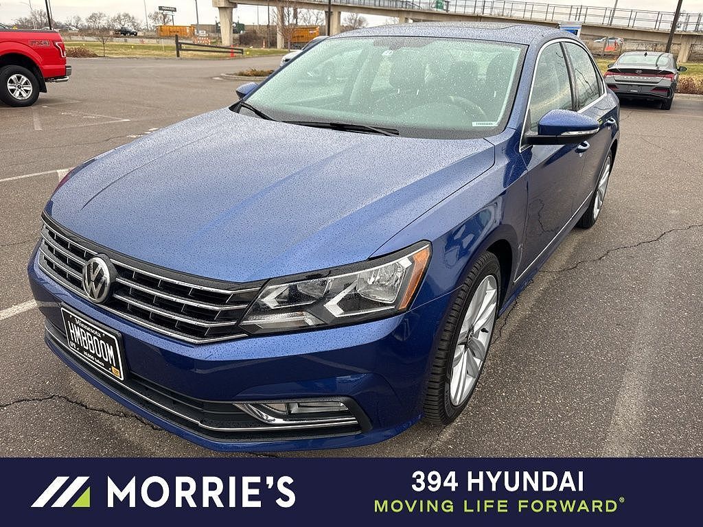 2016 VOLKSWAGEN Passat