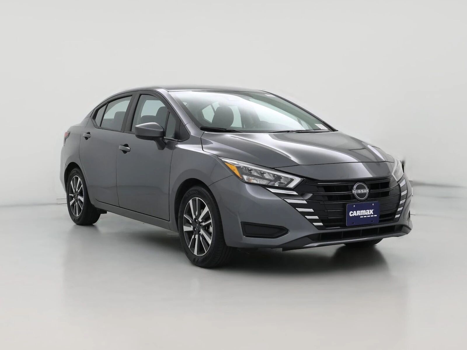 2025 NISSAN Versa
