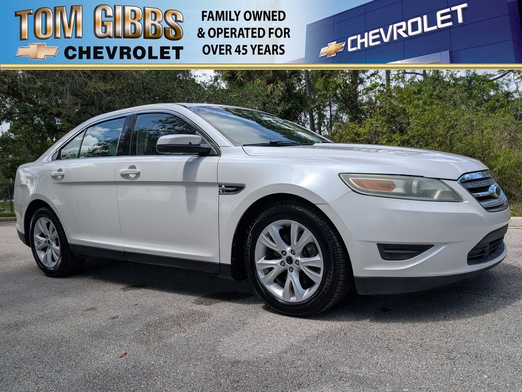 2011 FORD Taurus