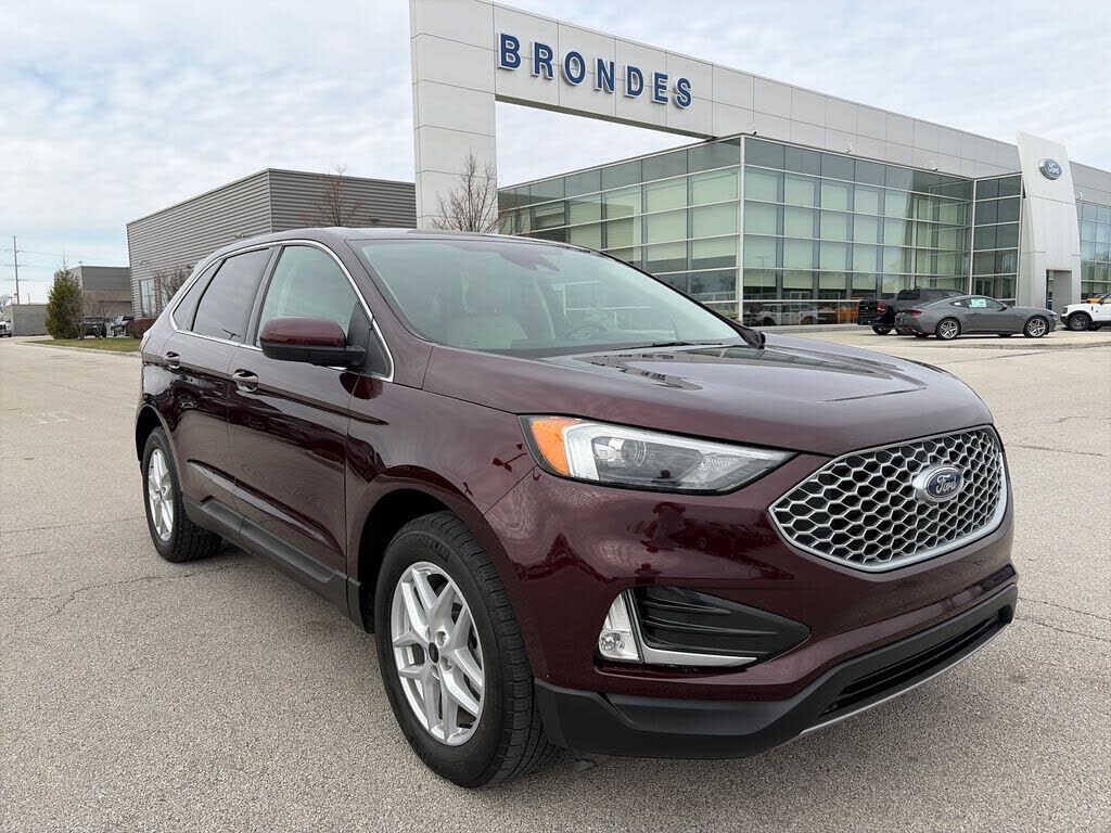 2023 FORD Edge