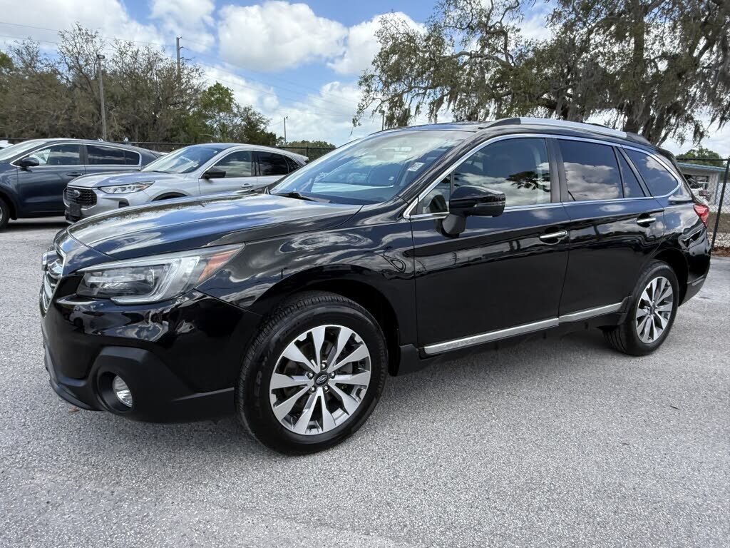2019 SUBARU Outback