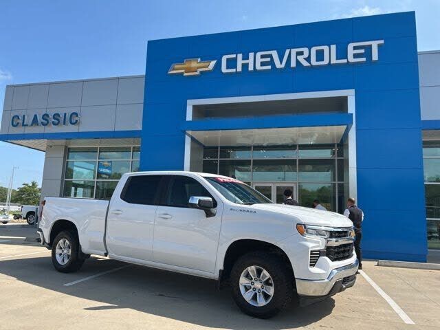 2023 CHEVROLET Silverado