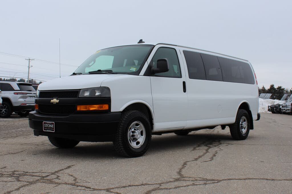 2019 CHEVROLET Express