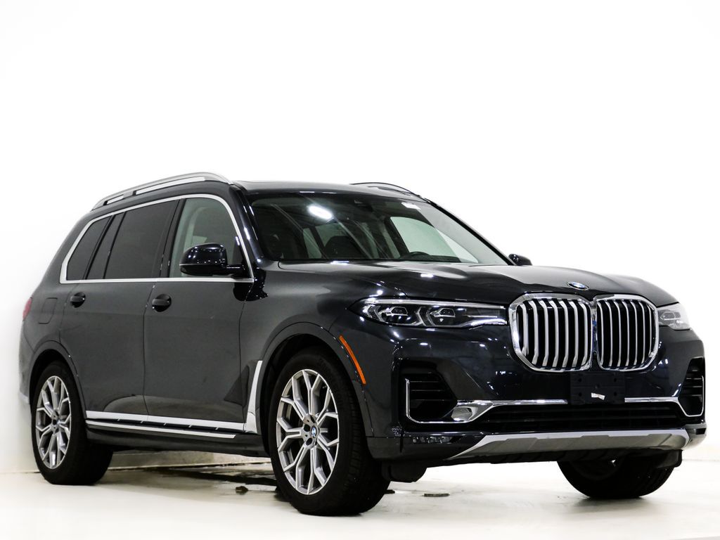 2021 BMW X7