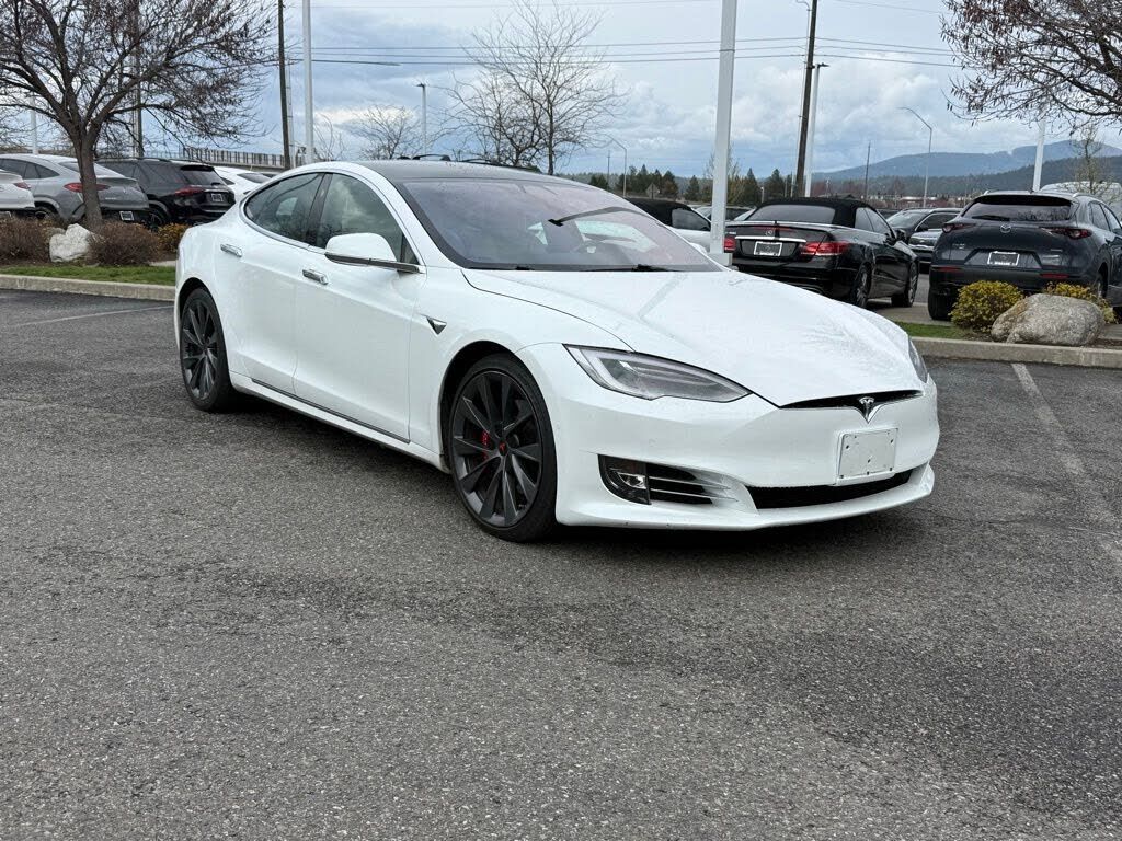 2021 TESLA Model S