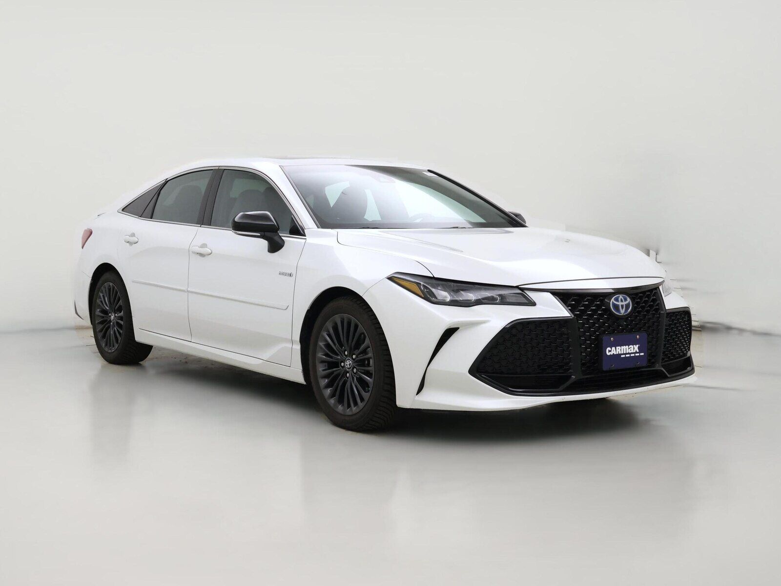 2019 TOYOTA Avalon