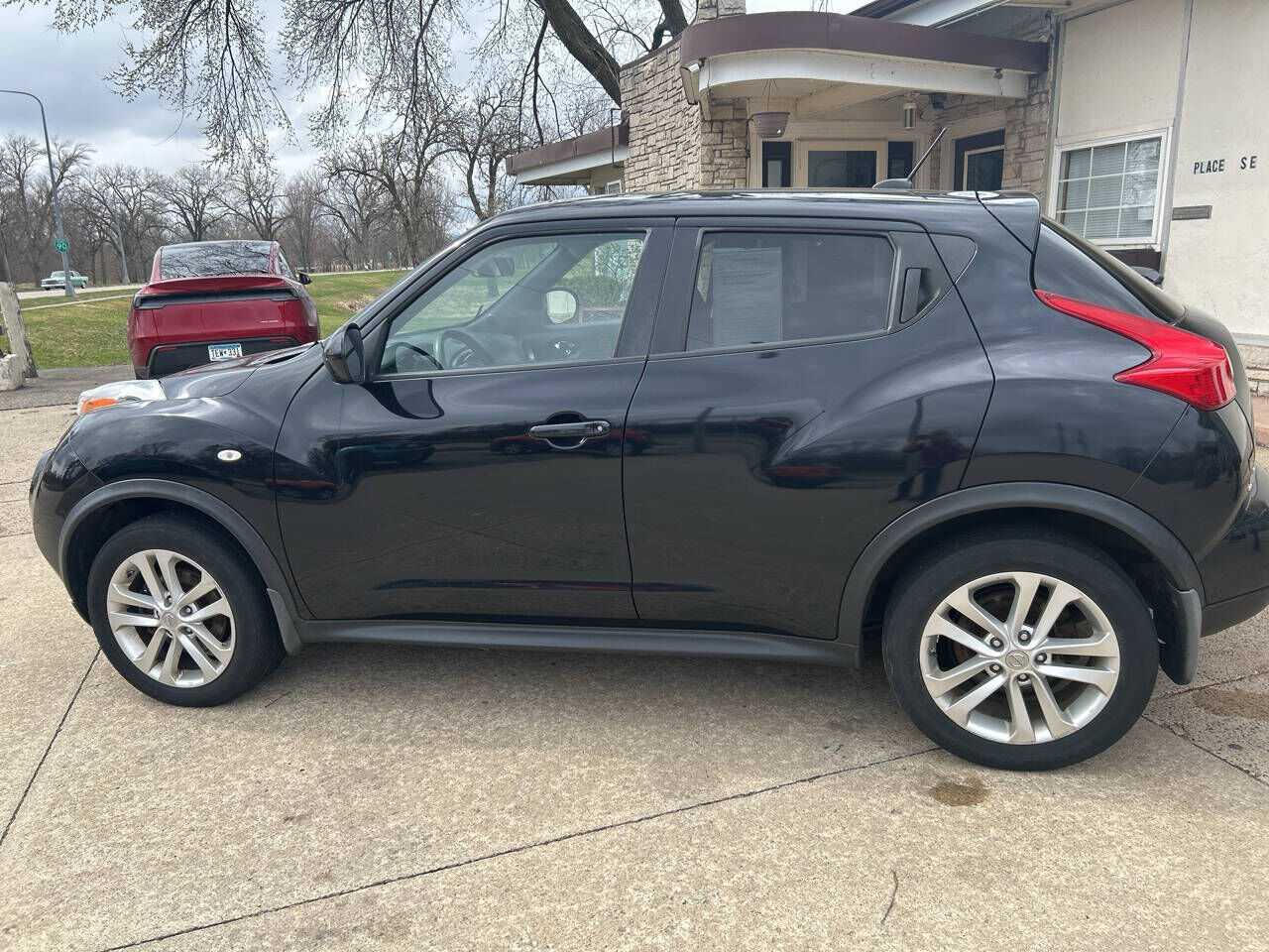 2011 NISSAN Juke