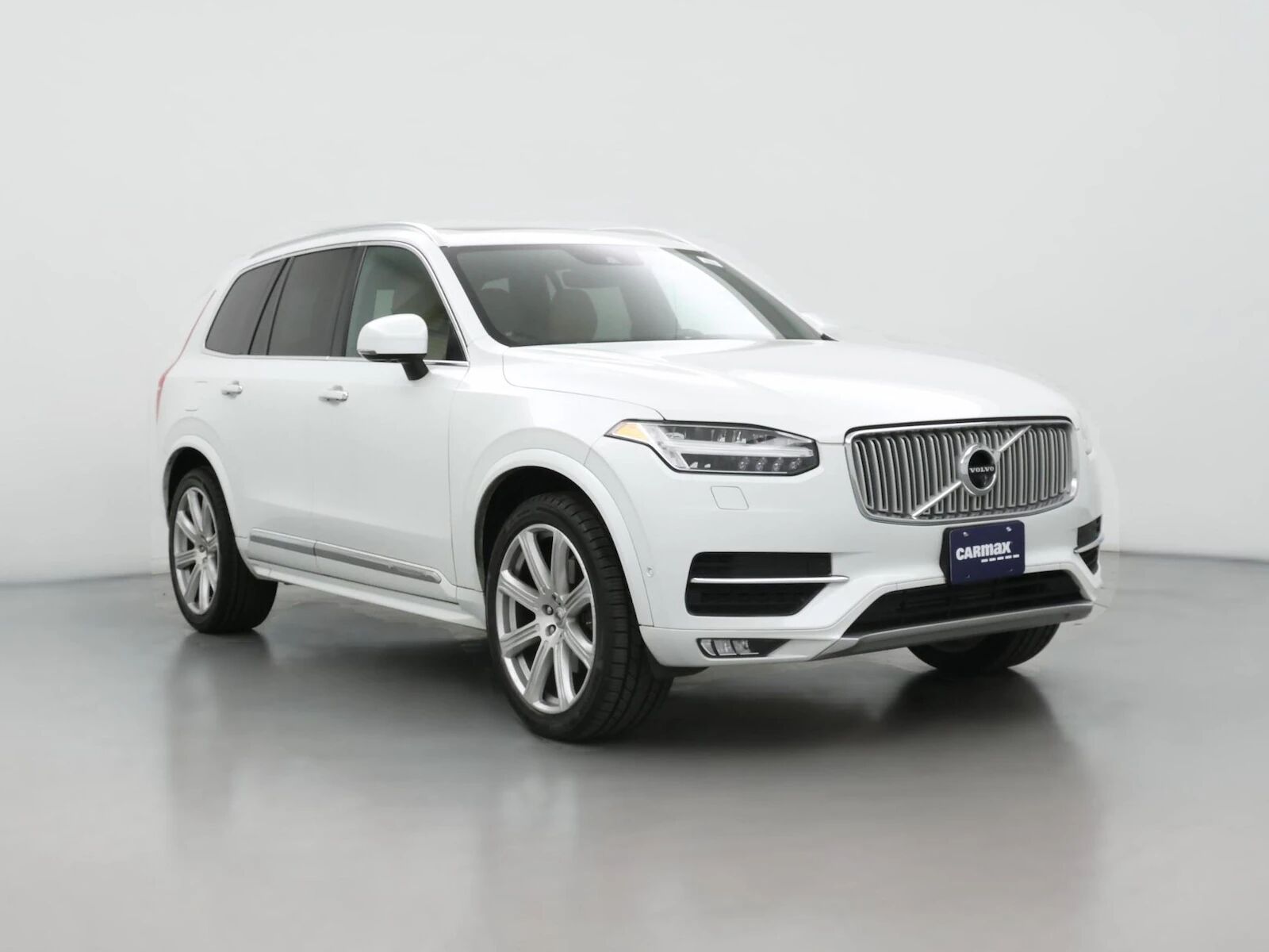 2019 VOLVO XC90