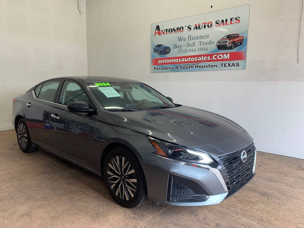2024 NISSAN Altima