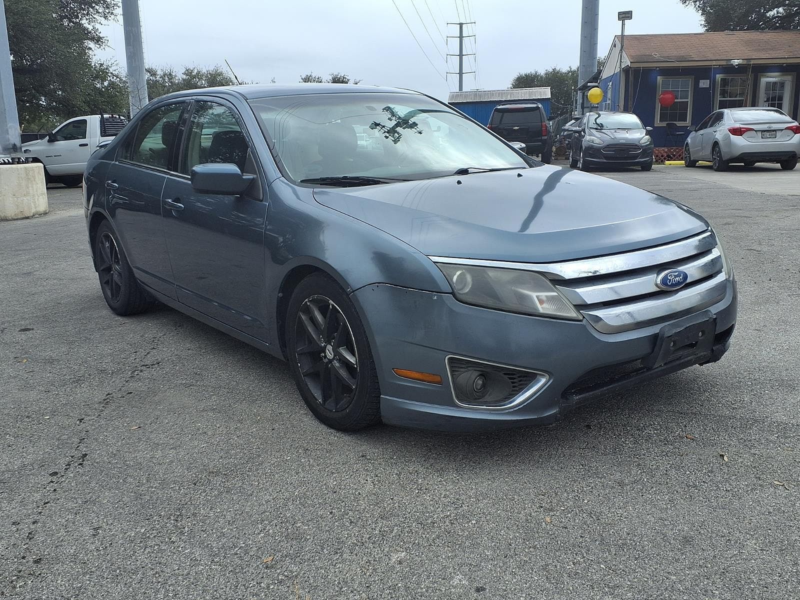 2011 FORD Fusion