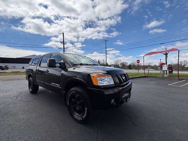 2011 NISSAN Titan