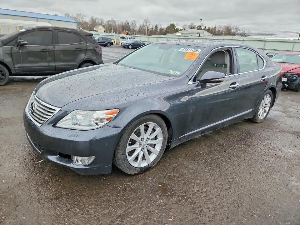 2011 LEXUS LS