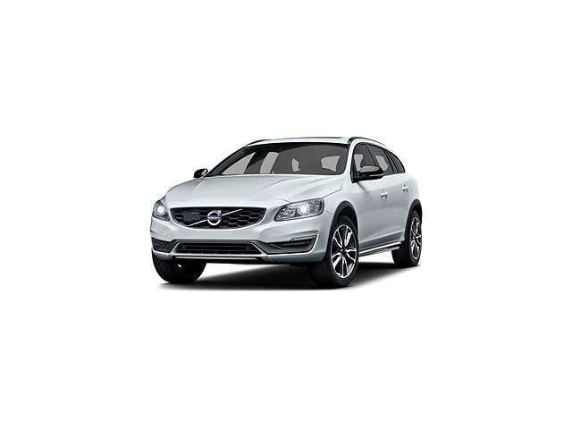 2017 VOLVO V60CC