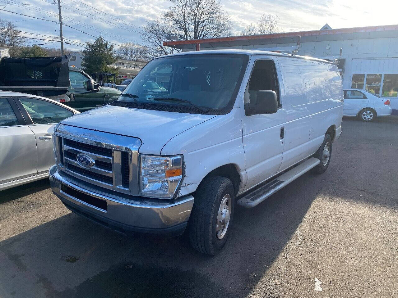 2014 FORD E-250