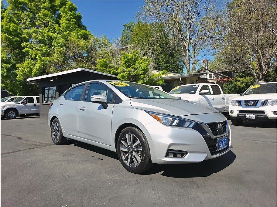 2021 NISSAN Versa