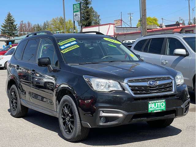 2017 SUBARU Forester