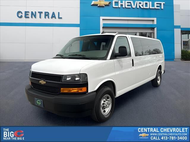 2023 CHEVROLET Express