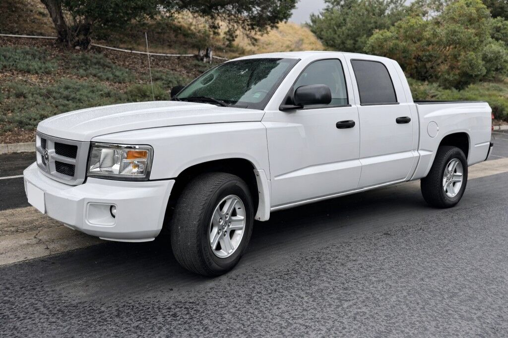 2011 DODGE Dakota