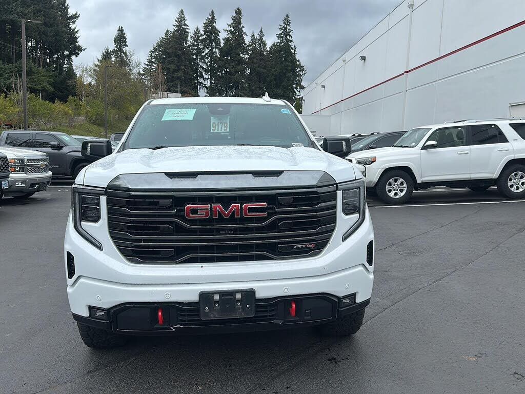2024 GMC Sierra
