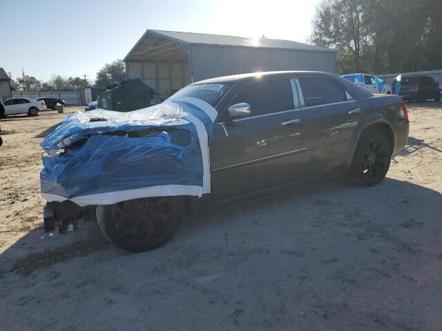 2010 CHRYSLER 300