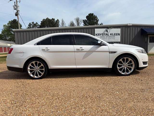 2013 FORD Taurus