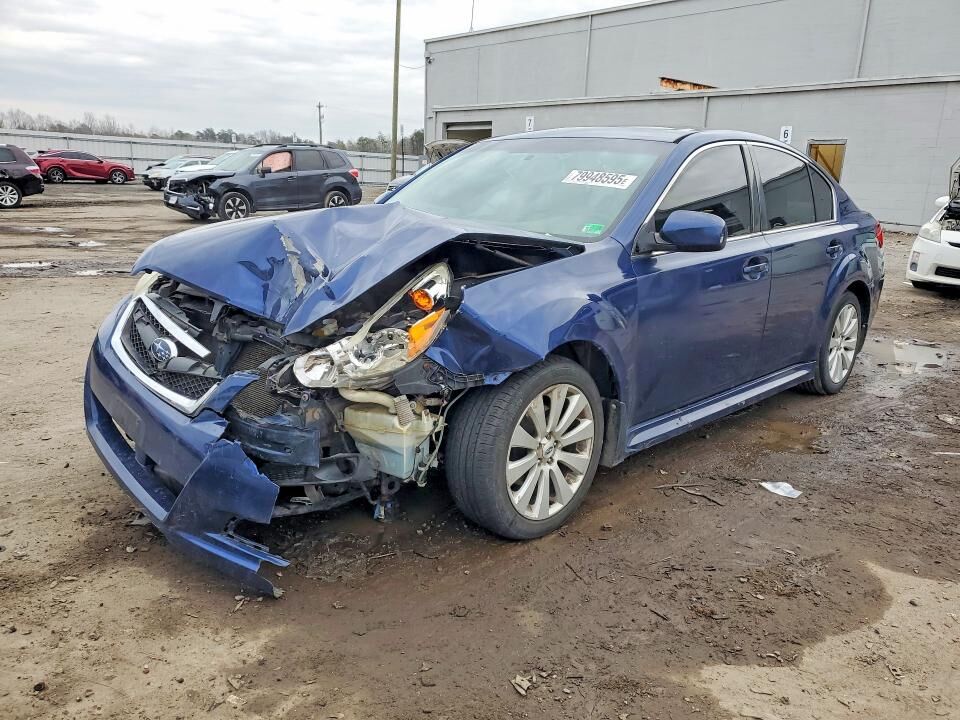 2011 SUBARU Legacy