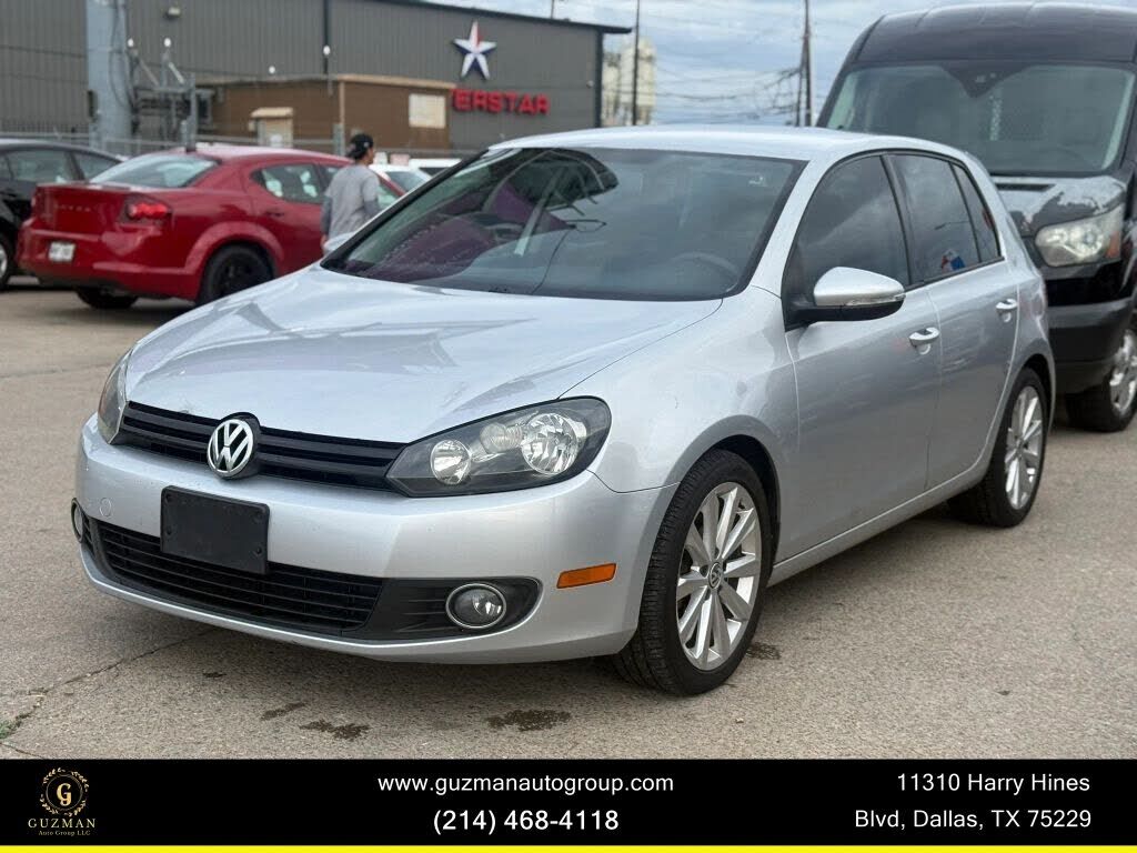 2013 VOLKSWAGEN Golf