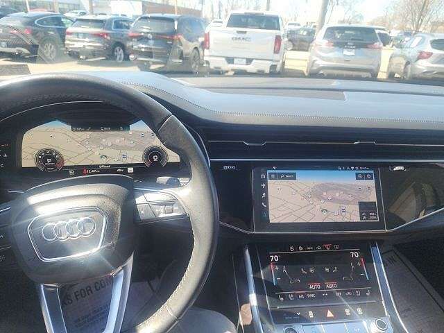 2021 Audi Q8