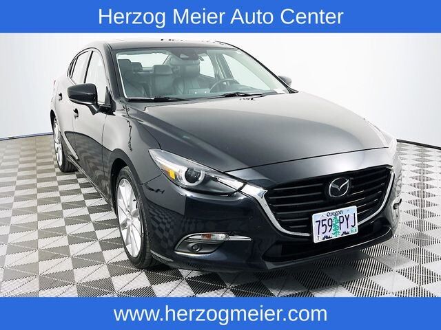 2017 MAZDA Mazda3