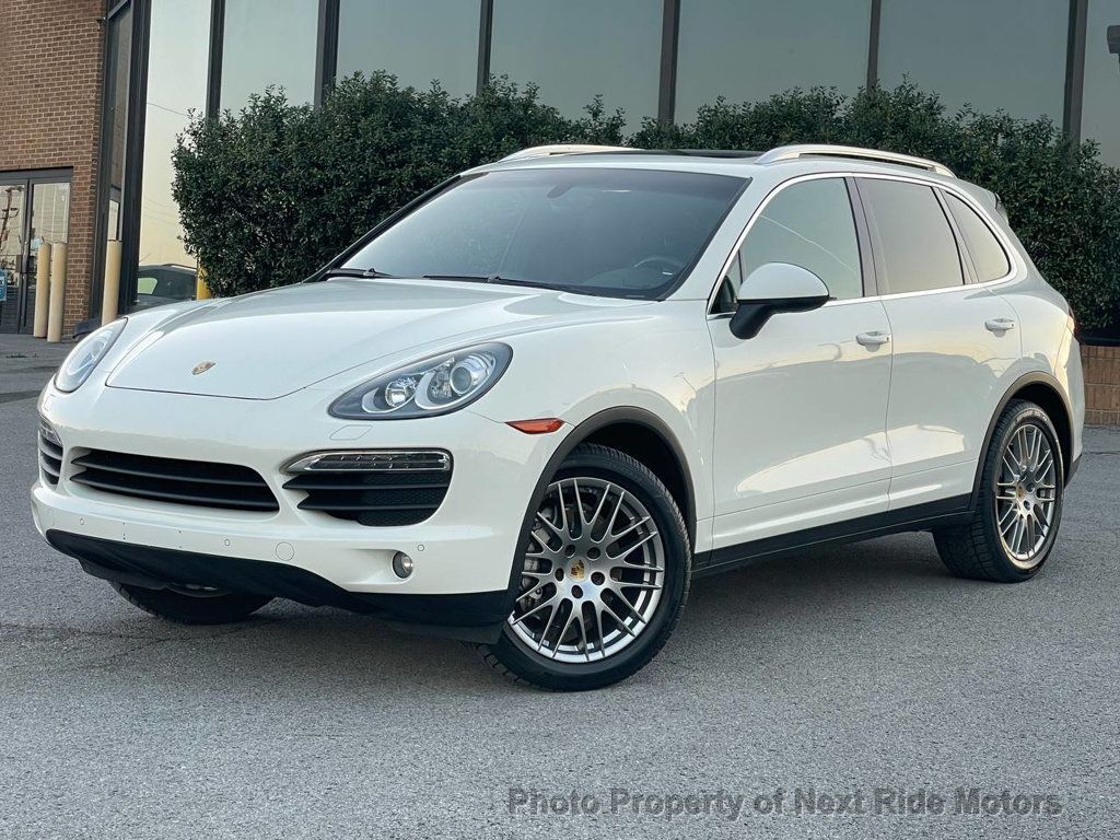 2011 PORSCHE Cayenne