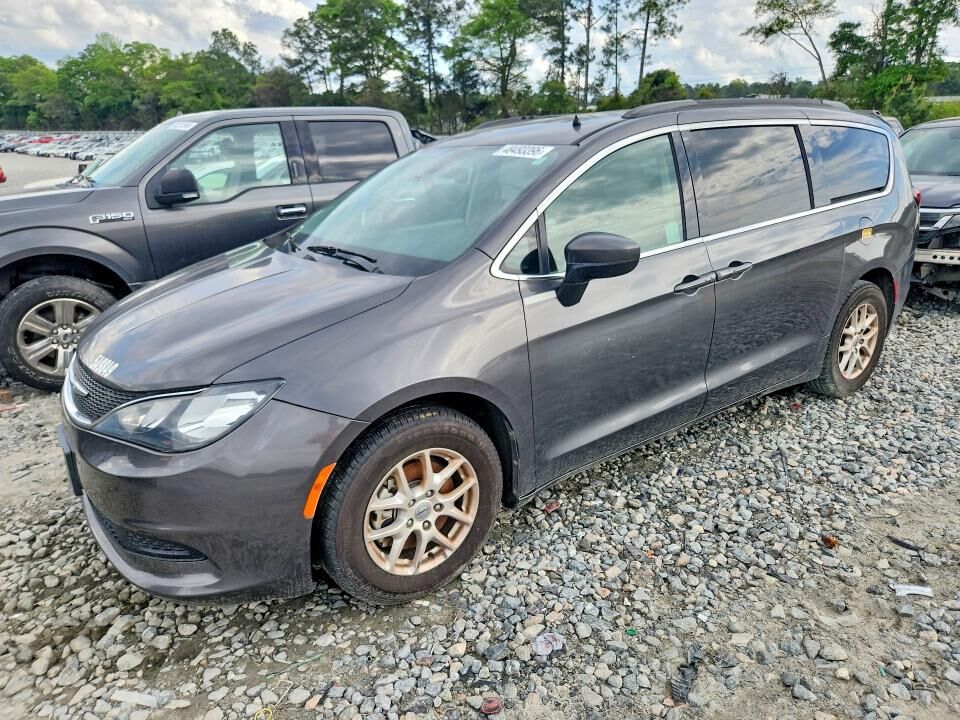 2021 CHRYSLER Voyager