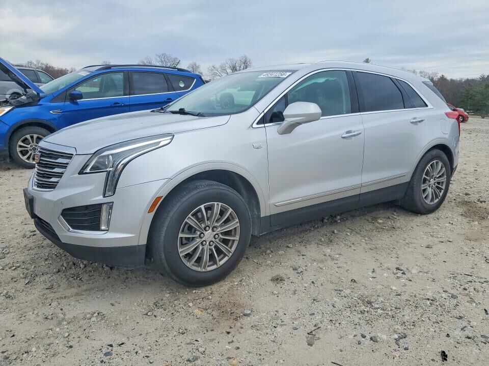 2017 CADILLAC XT5