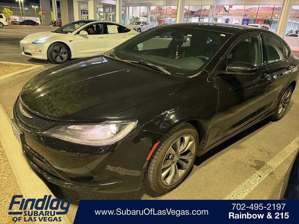 2016 CHRYSLER 200