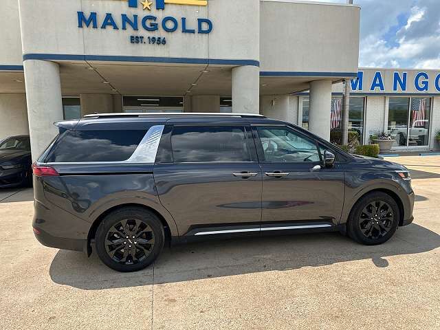 2024 KIA Carnival
