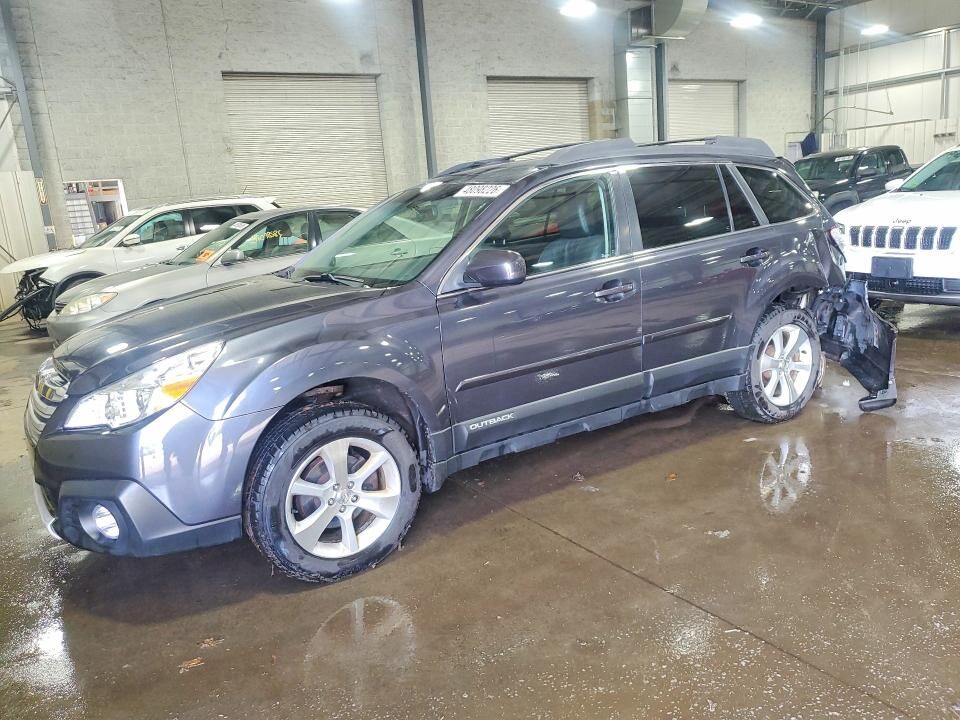 2013 SUBARU Outback