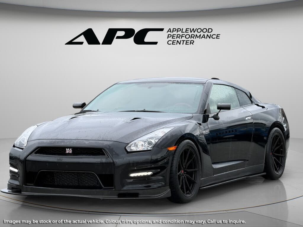 Nissan GT-R
