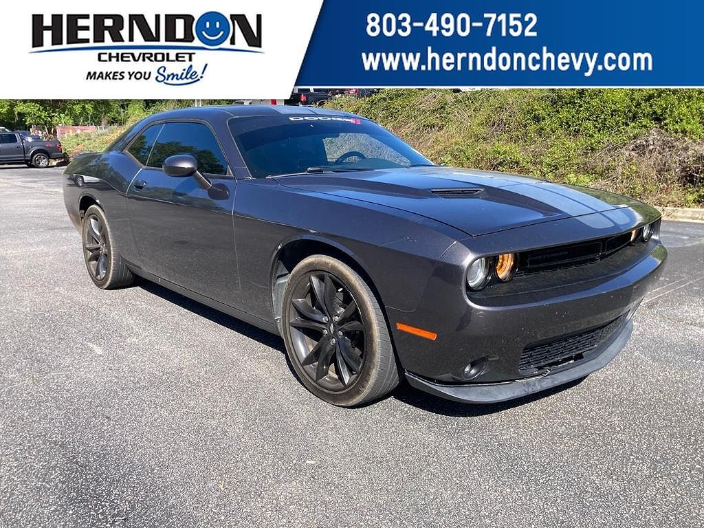 2017 DODGE Challenger