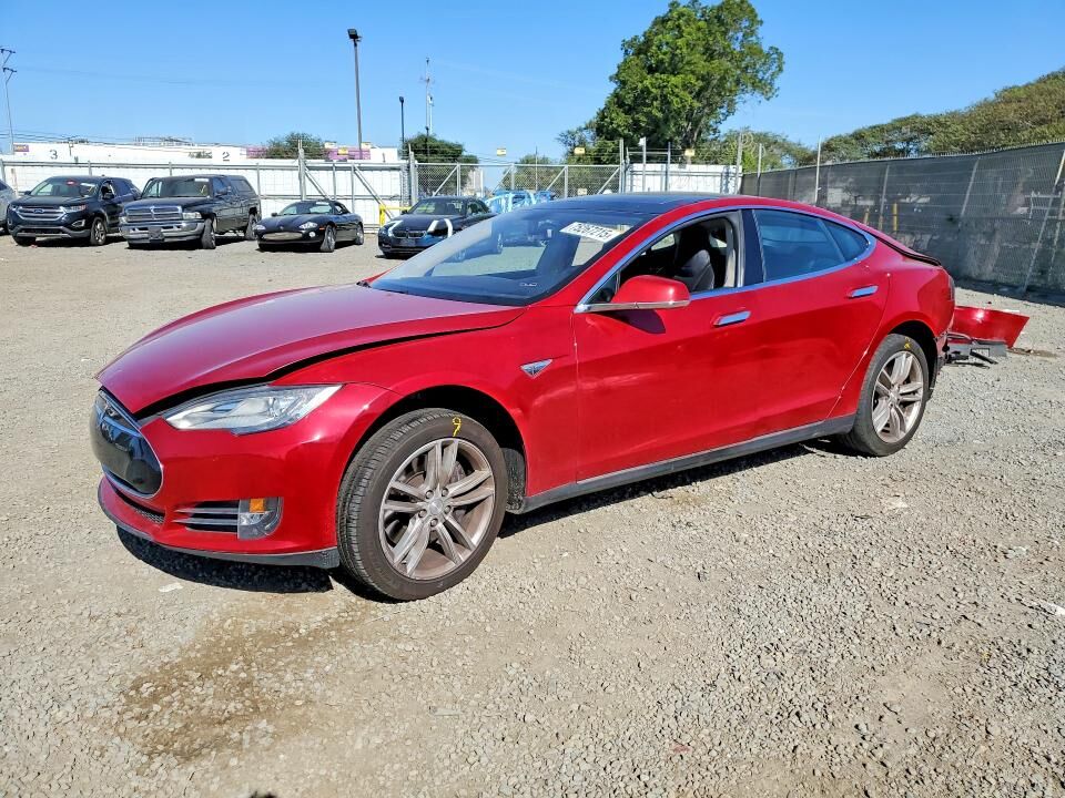 2014 TESLA Model S