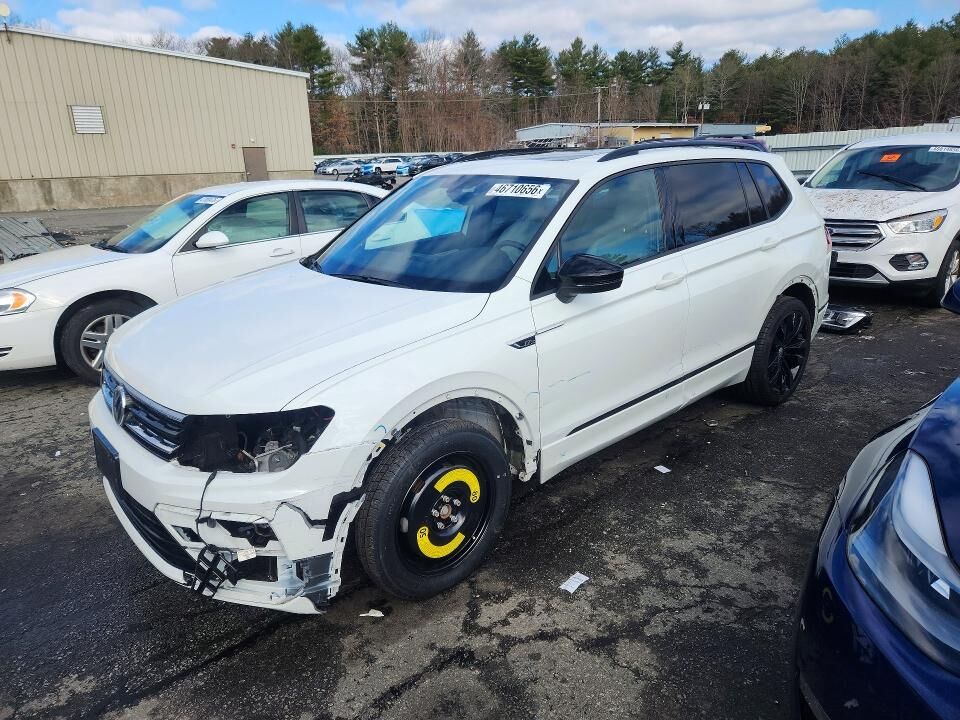 2021 VOLKSWAGEN Tiguan