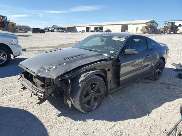 2013 FORD Mustang