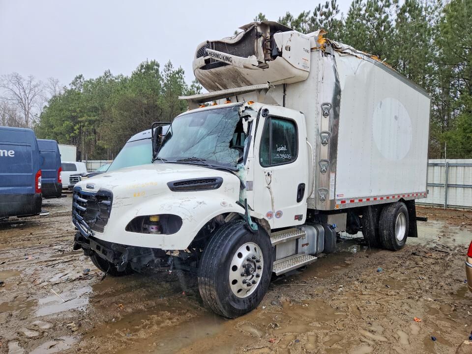 2025 FREIGHTLINER M2