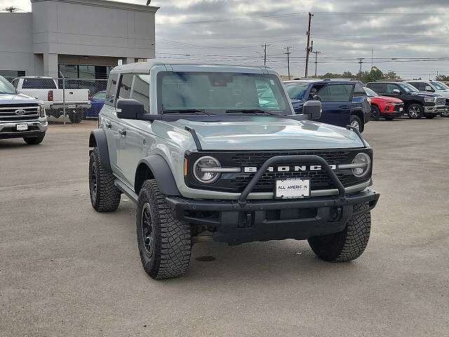 2022 FORD Bronco