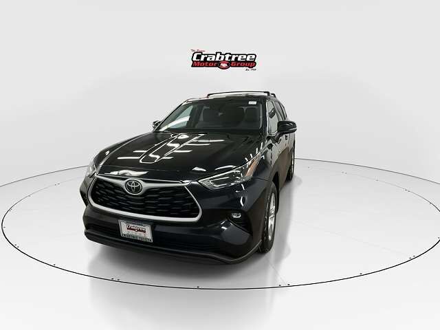 2024 TOYOTA Highlander